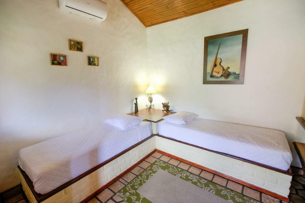 Pousada E Hostel Pe No Mato Вали-ду-Капан Экстерьер фото